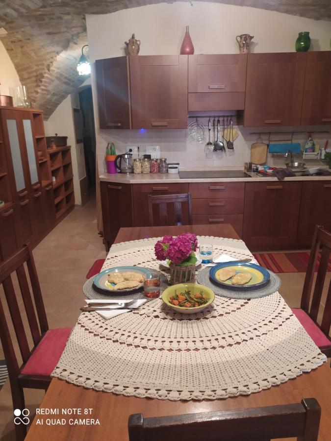 Casa Vacanza Todi Antica Exteriör bild